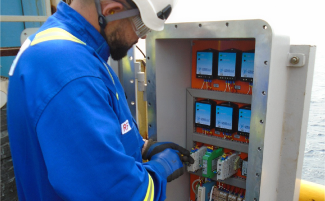 Funcionário em ação 02